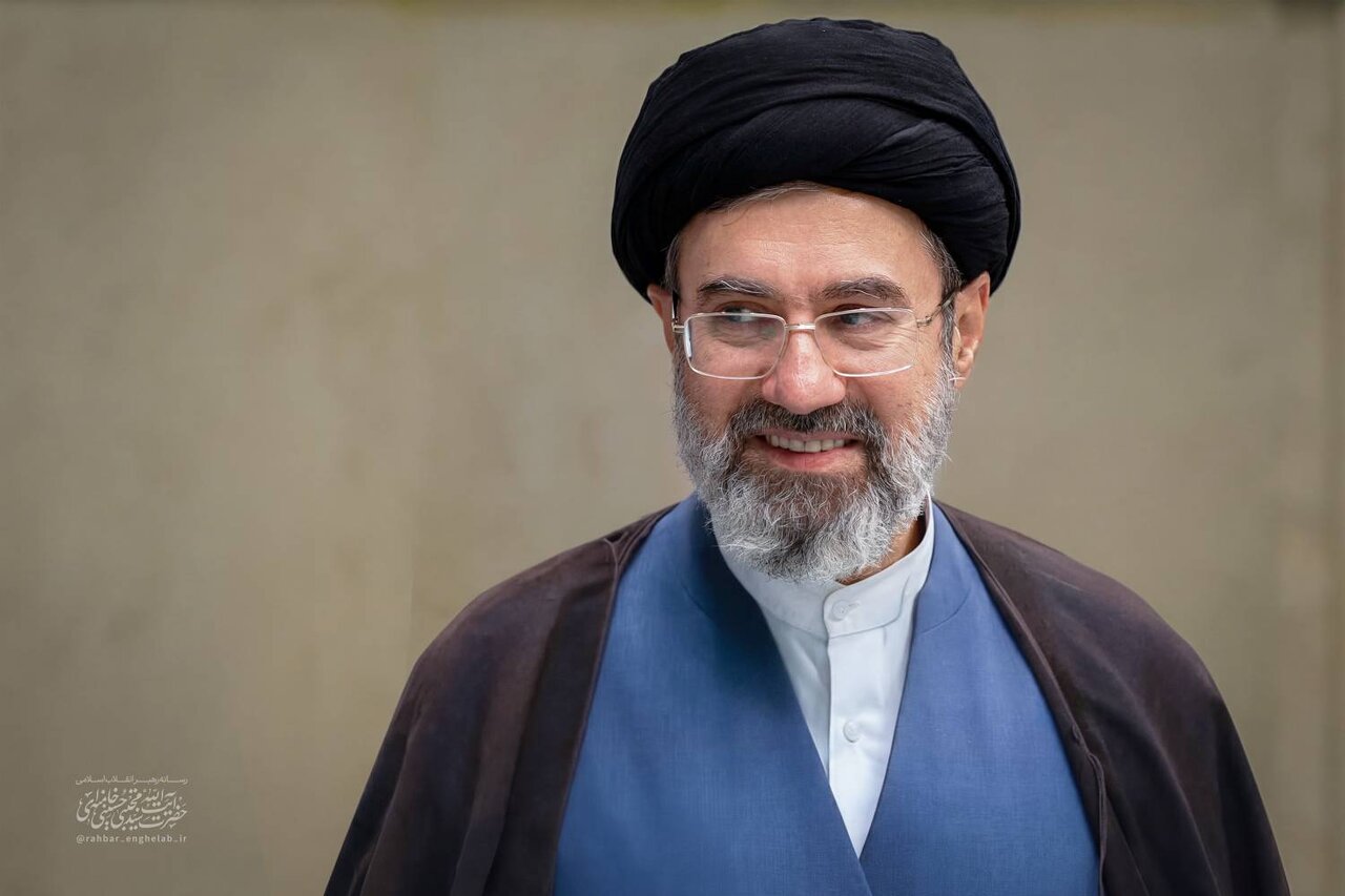 Leader stresses continuation of developing military power
