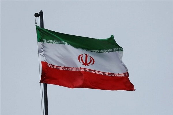 VIDEO: Iranian flag waved over Hormuz Island