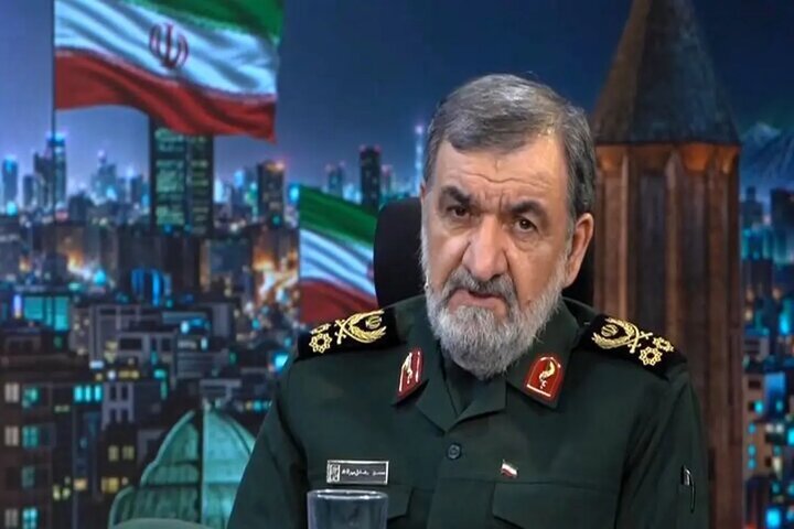 Iran Armed Forces finger on trigger to fully ensure interests