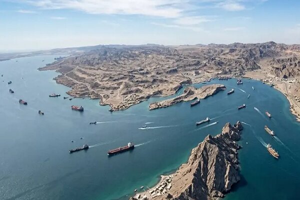 Source clarifies temporary reopening of Hormuz Strait