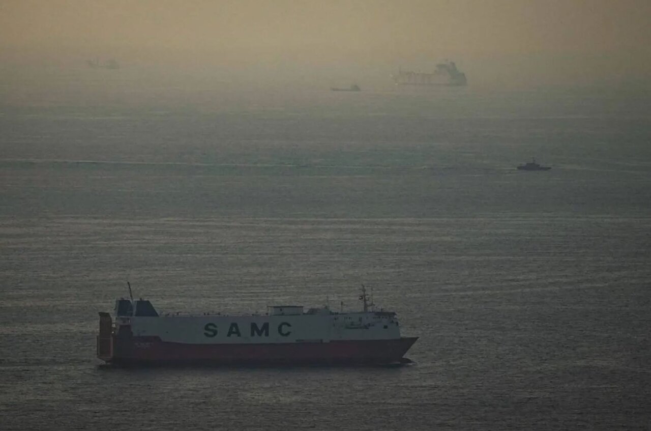 Chinese tanker sails through Strait of Hormuz