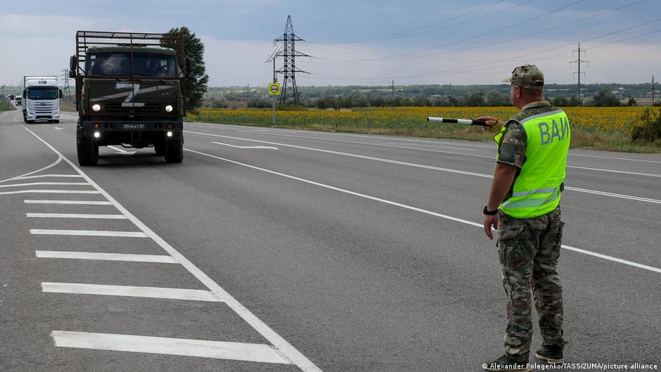 Military bloggers aligned with Russian forces argue that internet blackouts during active conflict degrade drone coordination more than they hamper enemy targeting—a claim that exposes a structural tension at the heart of modern conventiona