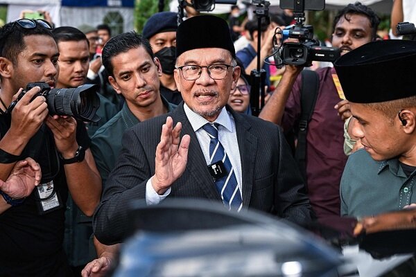 Malaysian PM expresses deep sorrow over passing of Kharrazi