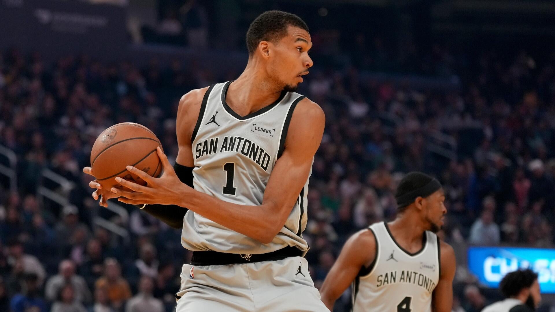With both leagues mid-series and the calendar pushing toward elimination rounds, Friday offers a rare convergence of high-pressure playoff action that will reshape title trajectories before the weekend ends.