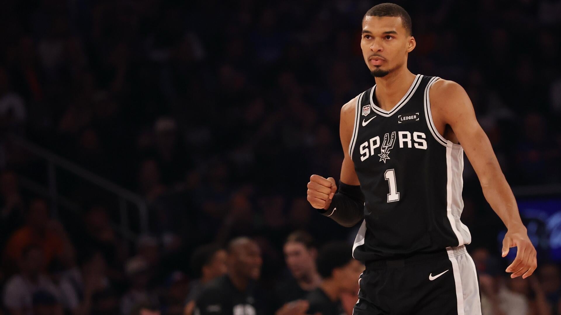 The Knicks erased a 22-point deficit to win Game 1 of the Eastern Conference finals, forcing scrutiny of Cleveland coach Kenny Atkinson's endgame management — and prompting broader questions about the fine line between trusting players and…