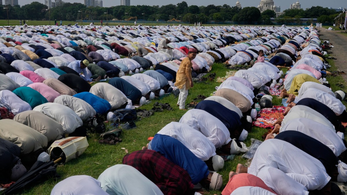 Two unrelated social media posts from Orenburg and an anonymous food blogger have drawn unusual attention to Eid al-Adha traditions, raising questions about how sacred observance intersects with modern meme culture.