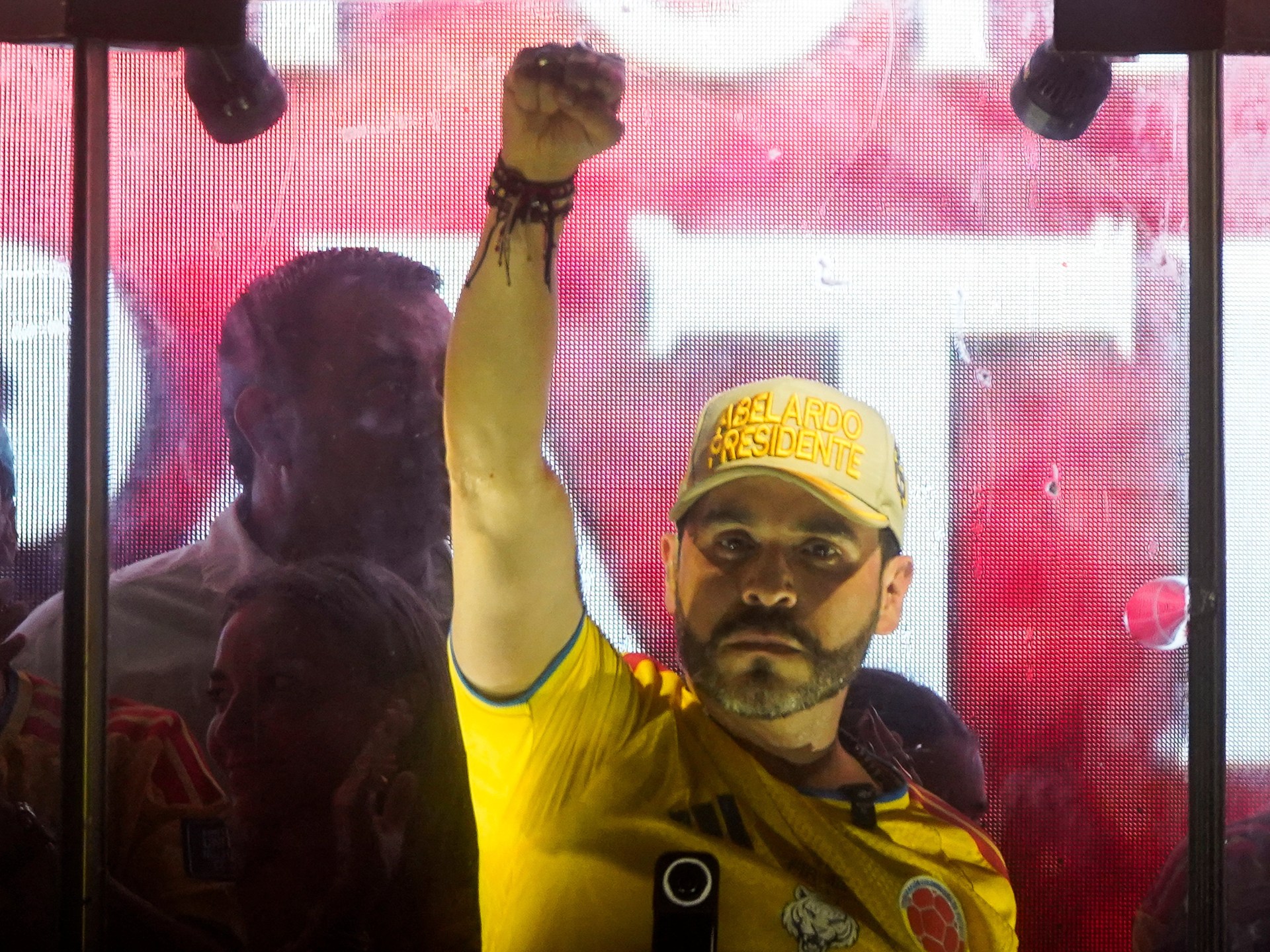 Senator Ivan Cepeda holds a narrow lead in Colombia's first-round presidential vote, positioning the left-wing Progressive Movement against a resurgent right in an election where crime and state capacity have become the central fault line.